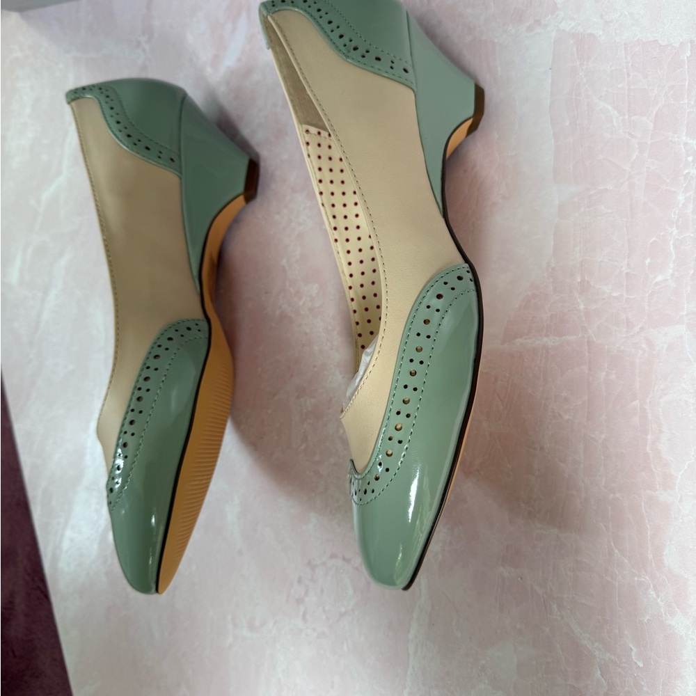 Elegant Cream & Green Women's Pinup Girl Shoes Brand New -vintage 1950s inspired - Picture 11 of 11